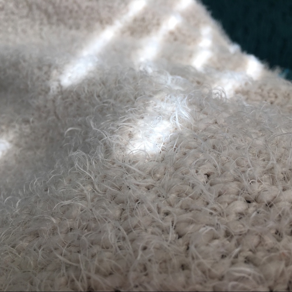 Sweater - Picture 3 of 3